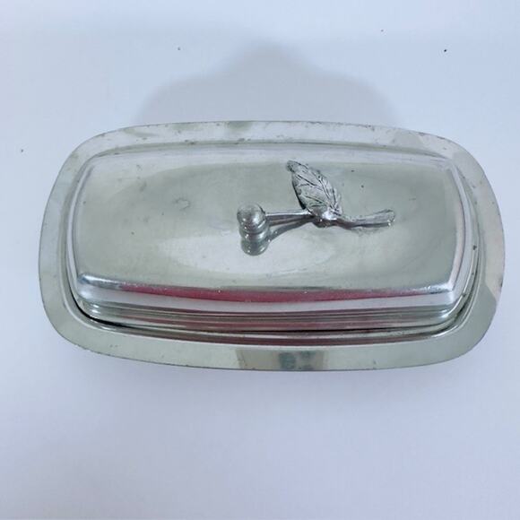 MCM Silver Plated Butter Dish w/Glass butter Tray Pewter Berry & Leaf Handle VTG - Picture 4 of 16